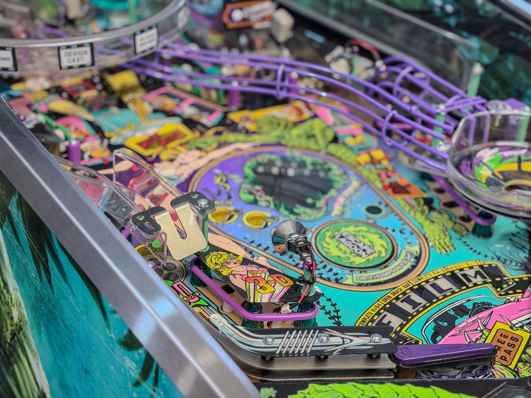 Wide playfield view showing the Escape Lagoon mod installed